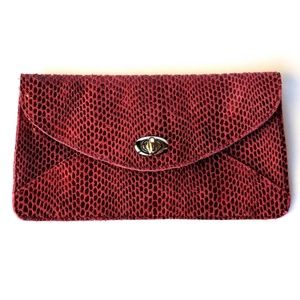 Sorial Envelope Clutch Leather Snakeskin Pattern Silver Turnlock Clasp Coco Red